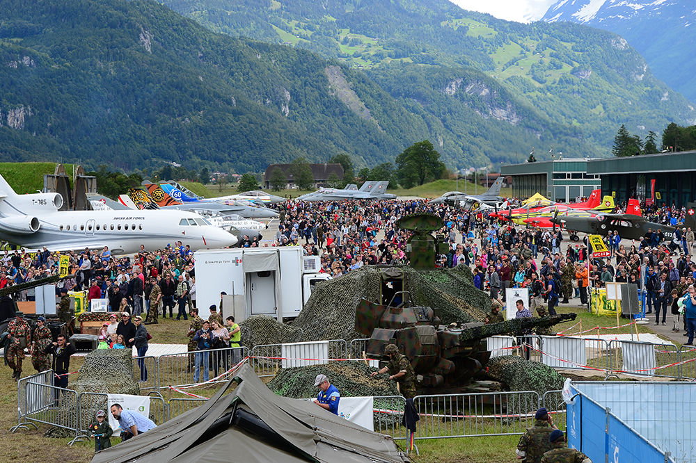 75 Jahre Flugplatz Meiringen